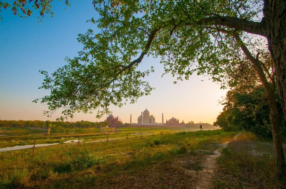 Mehtab Bagh Agra - A Garden Jewel in Agra