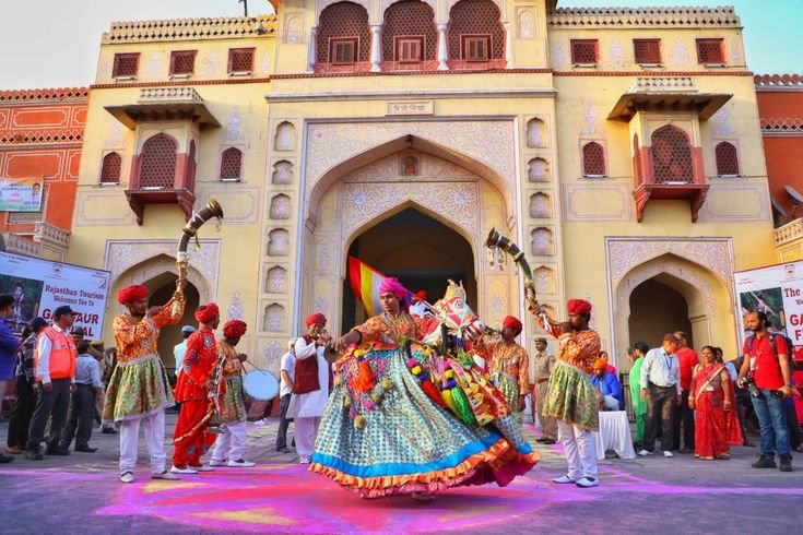 rajasthan festival and fair by castle and king. luxury rajasthan tours