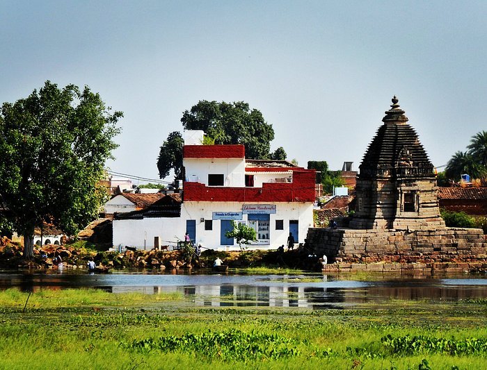 Rural Life Around Khajuraho A Village Tour by castle and king